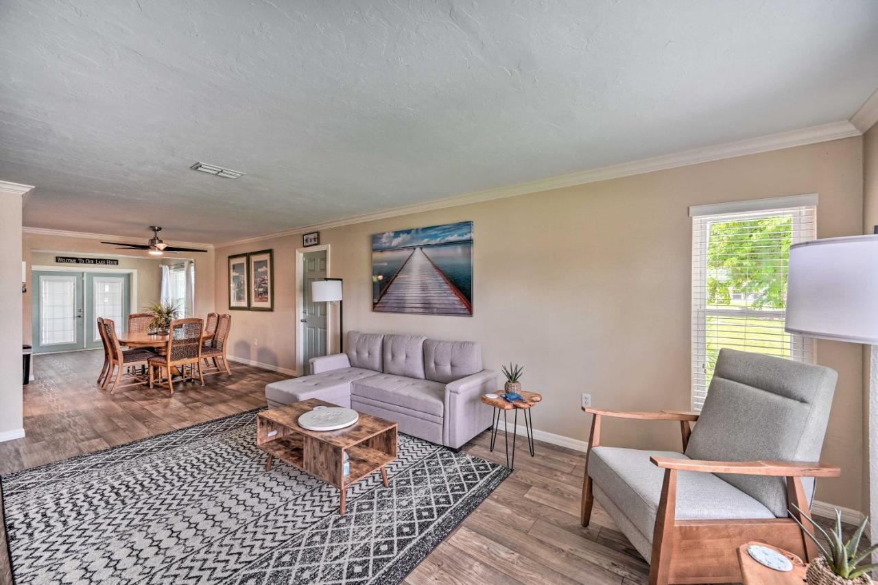 Waterfront Lake Placid Escape With Dock And Lanai Экстерьер фото